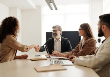 Win the Interview: Why Asking Smart Questions Makes You Unforgettable